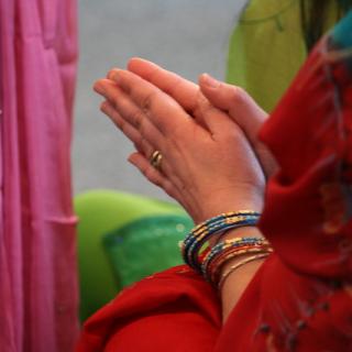 Hands_prayer