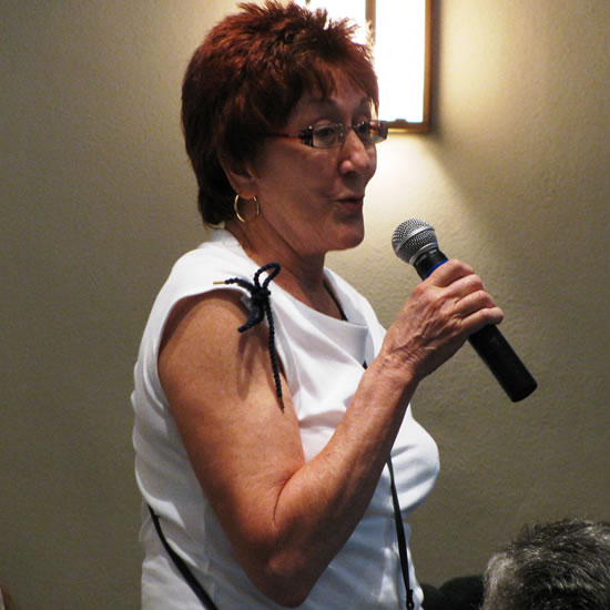 Jackie Brown asks a question at Health Care Press Conference in Clearwater, FL 9/4/09. Photo courtesy of Lalitha Janamanchi.
