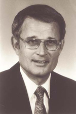 O. Eugene Pickett, UUA President 1979-1985 UUA archives.