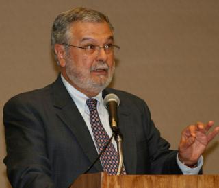 Peter Morales speaks at General Assembly 2008