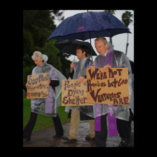 Unitarian Universalists of Ventura rally for shelters for the homeless.