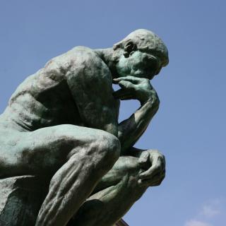 Photo of Rodin's sculpture of The Thinker